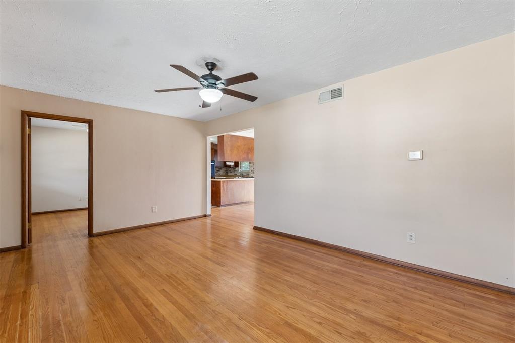 128 Leonard Lane Property Photo 4