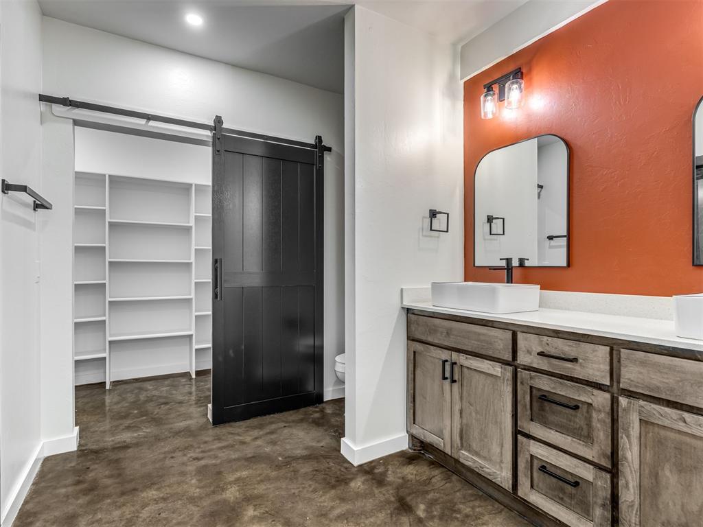 14 Hackney Drive Property Photo 20