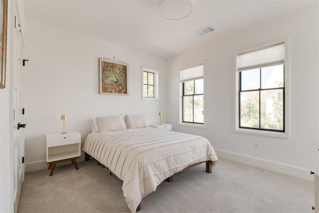 1805 Oso Avenue Property Photo 26