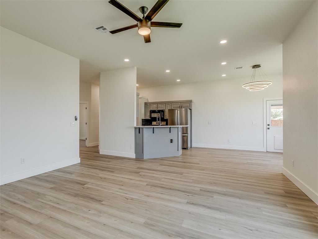 24 Sw 132nd Street Property Photo 6