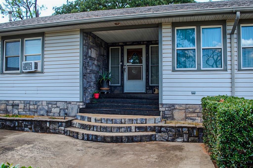 8224 Kasbaum Lane Property Photo 4