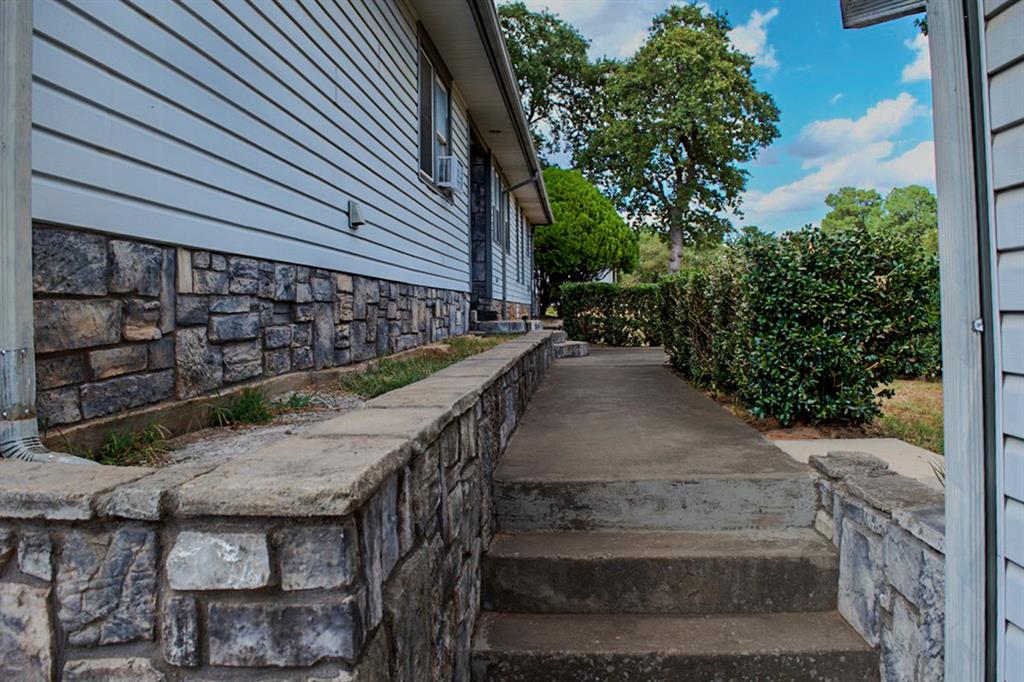 8224 Kasbaum Lane Property Photo 14