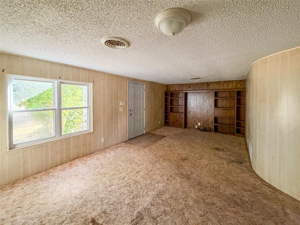 8224 Kasbaum Lane Property Photo 28
