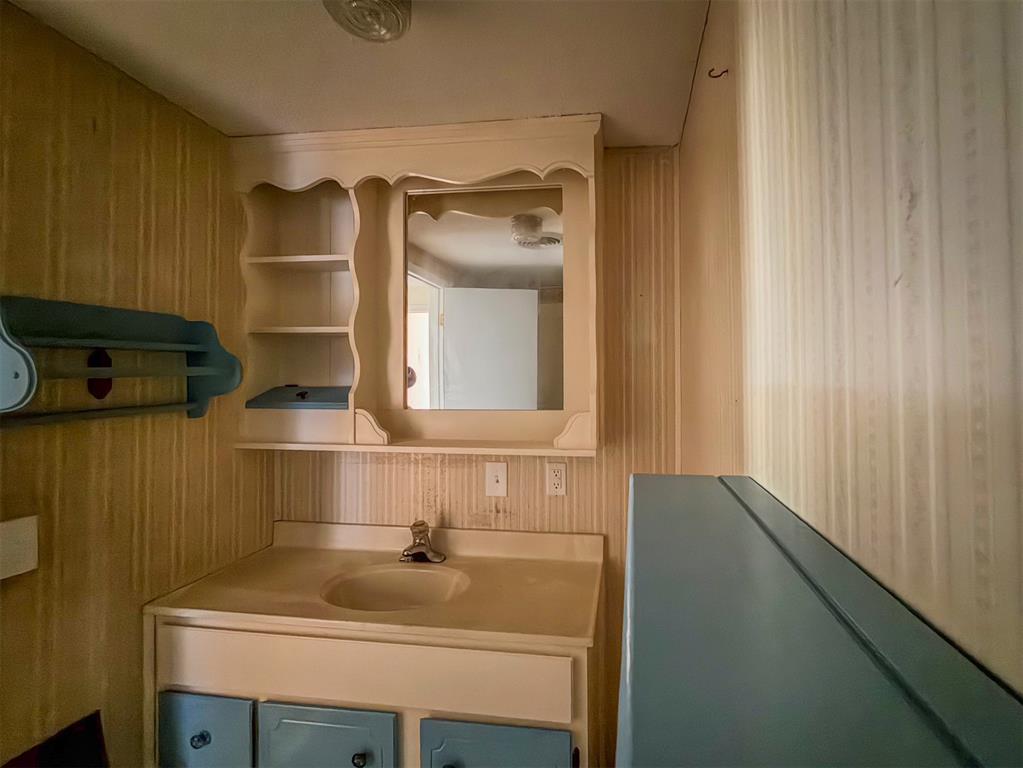 8224 Kasbaum Lane Property Photo 36