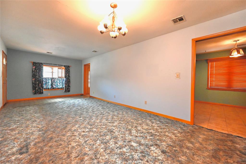 815 S 19th Street Property Photo 4
