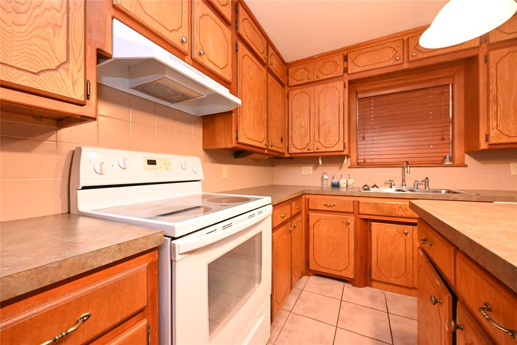 815 S 19th Street Property Photo 8