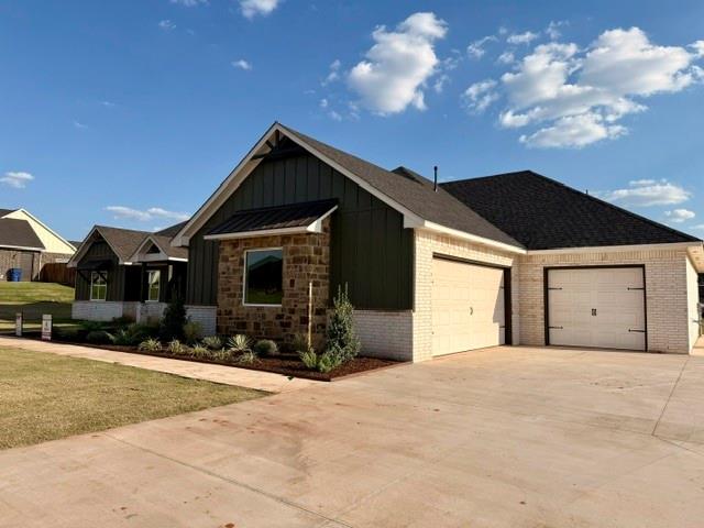 4533 Raymond Lane Property Photo 4