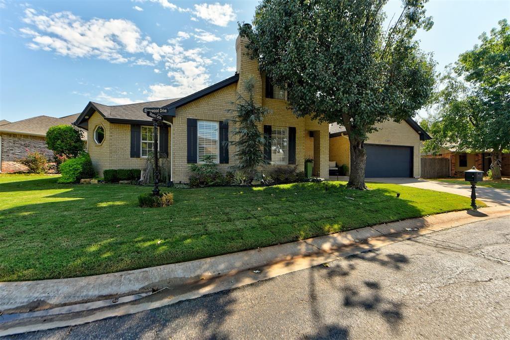 11900 Barrywood Drive Property Photo 3