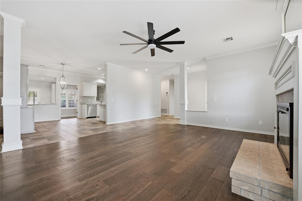 11900 Barrywood Drive Property Photo 10