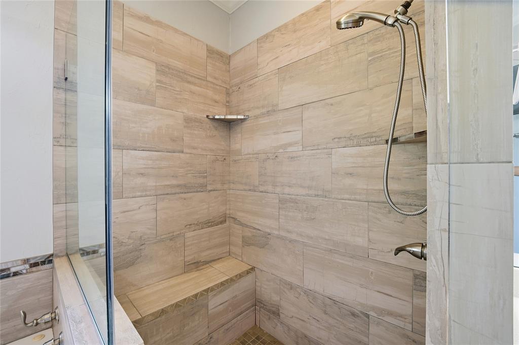 11900 Barrywood Drive Property Photo 20