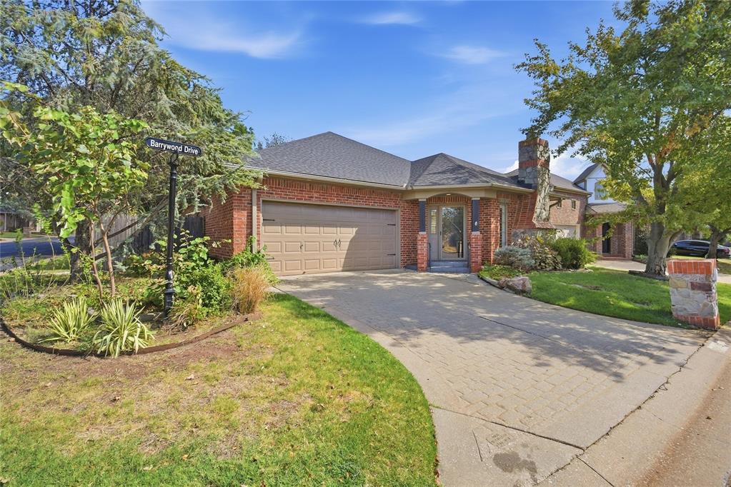 11912 Barrywood Drive Property Photo 1