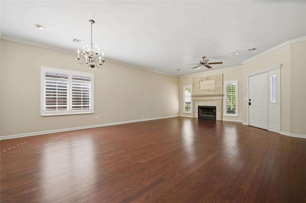 11912 Barrywood Drive Property Photo 6