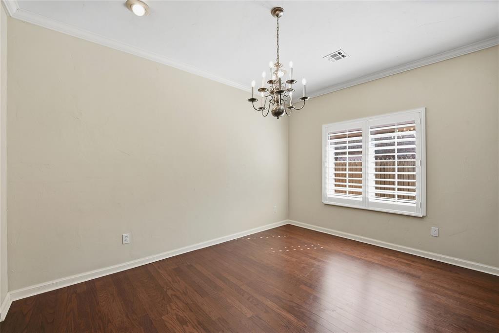11912 Barrywood Drive Property Photo 9