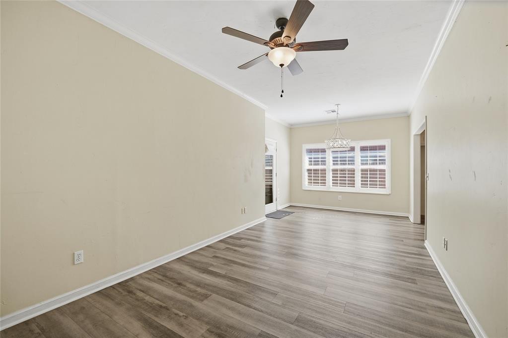 11912 Barrywood Drive Property Photo 15