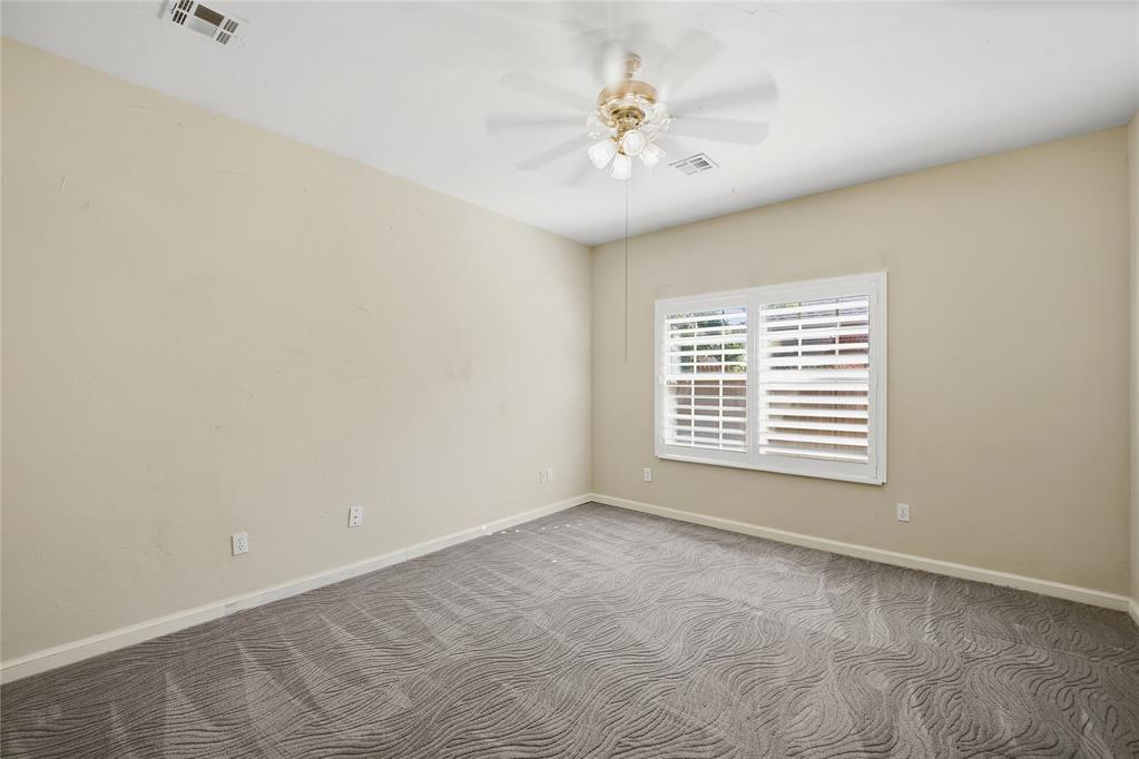 11912 Barrywood Drive Property Photo 21