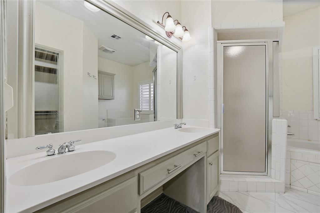 11912 Barrywood Drive Property Photo 23