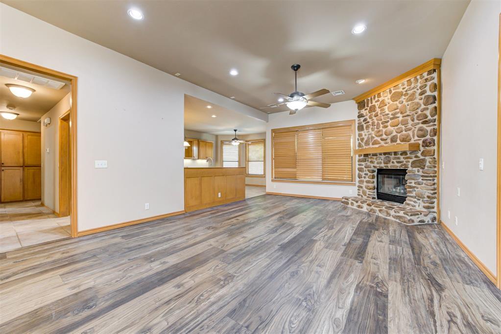 1772 Lake Shadows Court Property Photo 6
