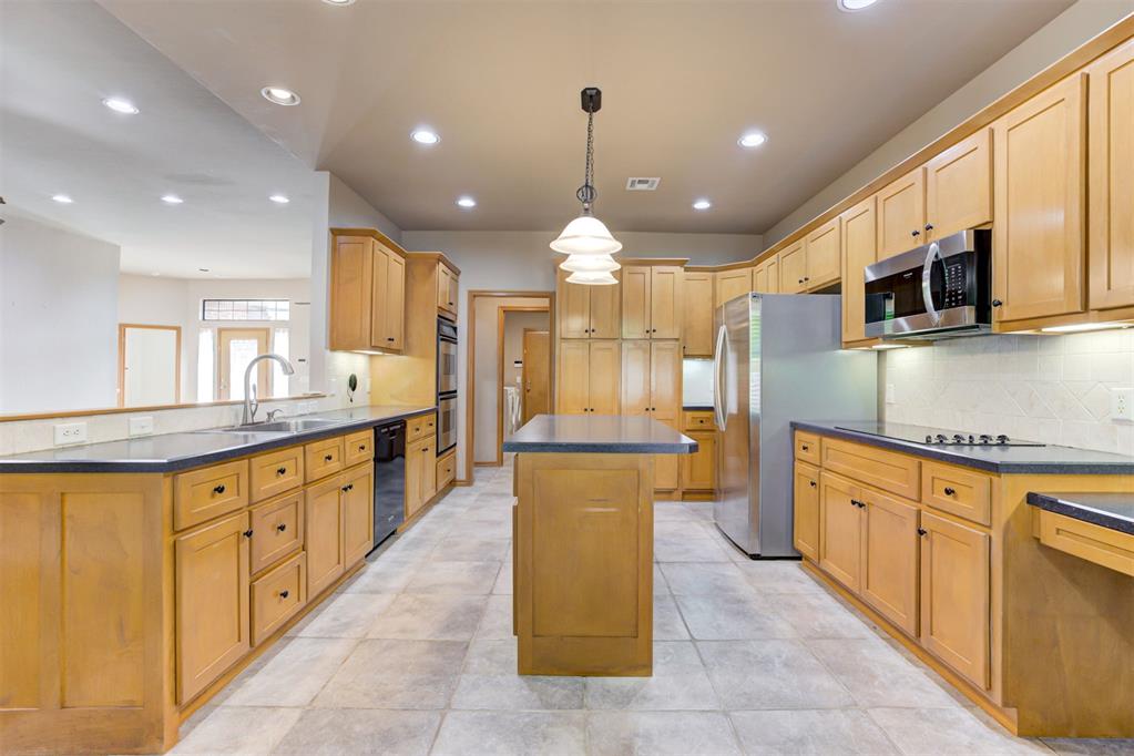 1772 Lake Shadows Court Property Photo 14
