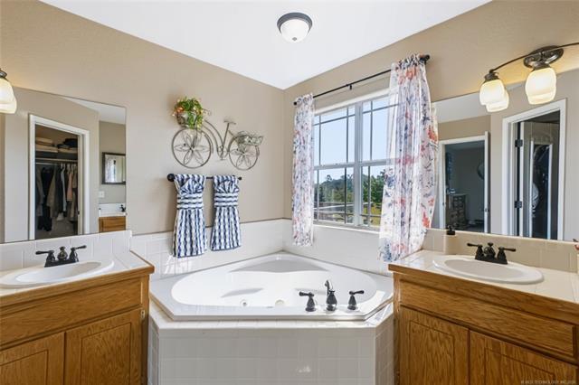 7451 E 135 Road Property Photo 17