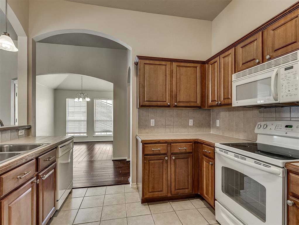 4303 Se 57th Street Property Photo 16