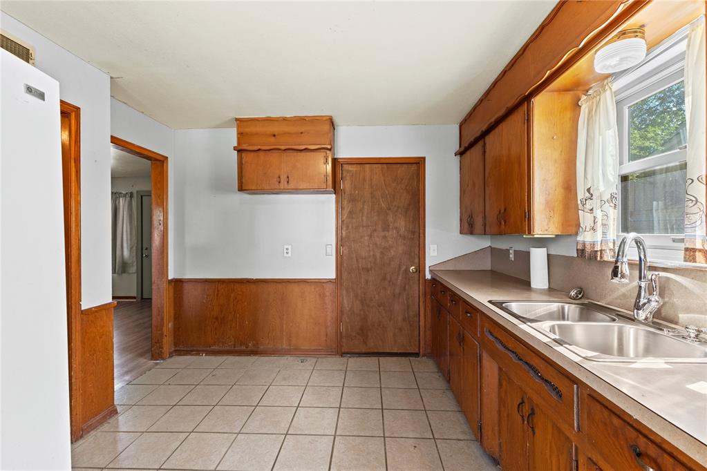 1409 Littell Avenue Property Photo 8