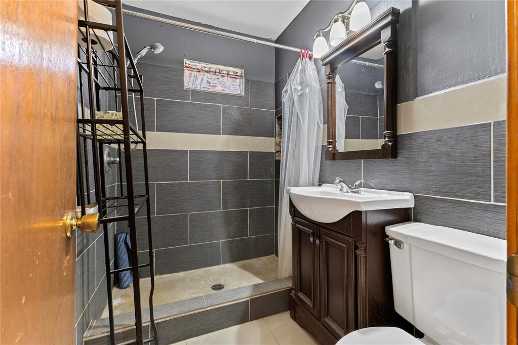 1409 Littell Avenue Property Photo 10