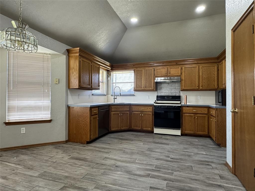 13320 Cayman Lane Property Photo 3