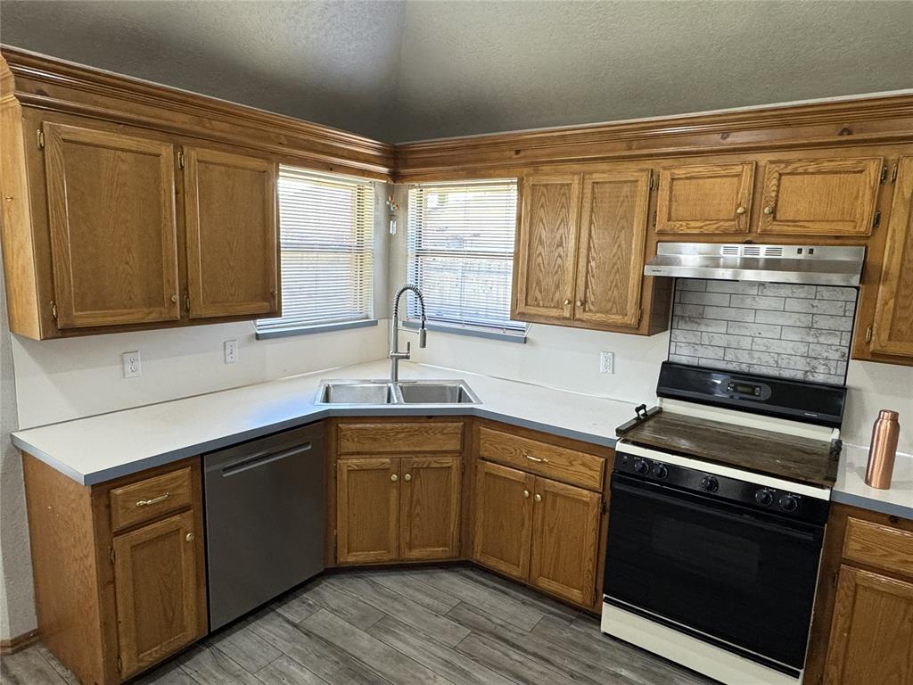 13320 Cayman Lane Property Photo 5