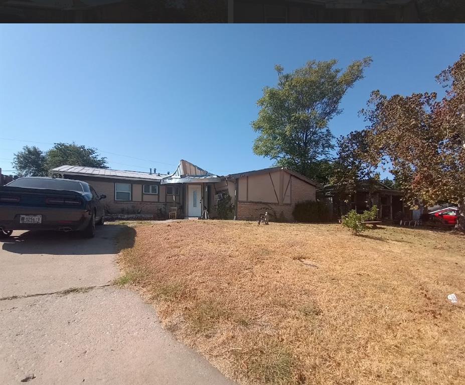422 Nw Woodridge Street Property Photo 1