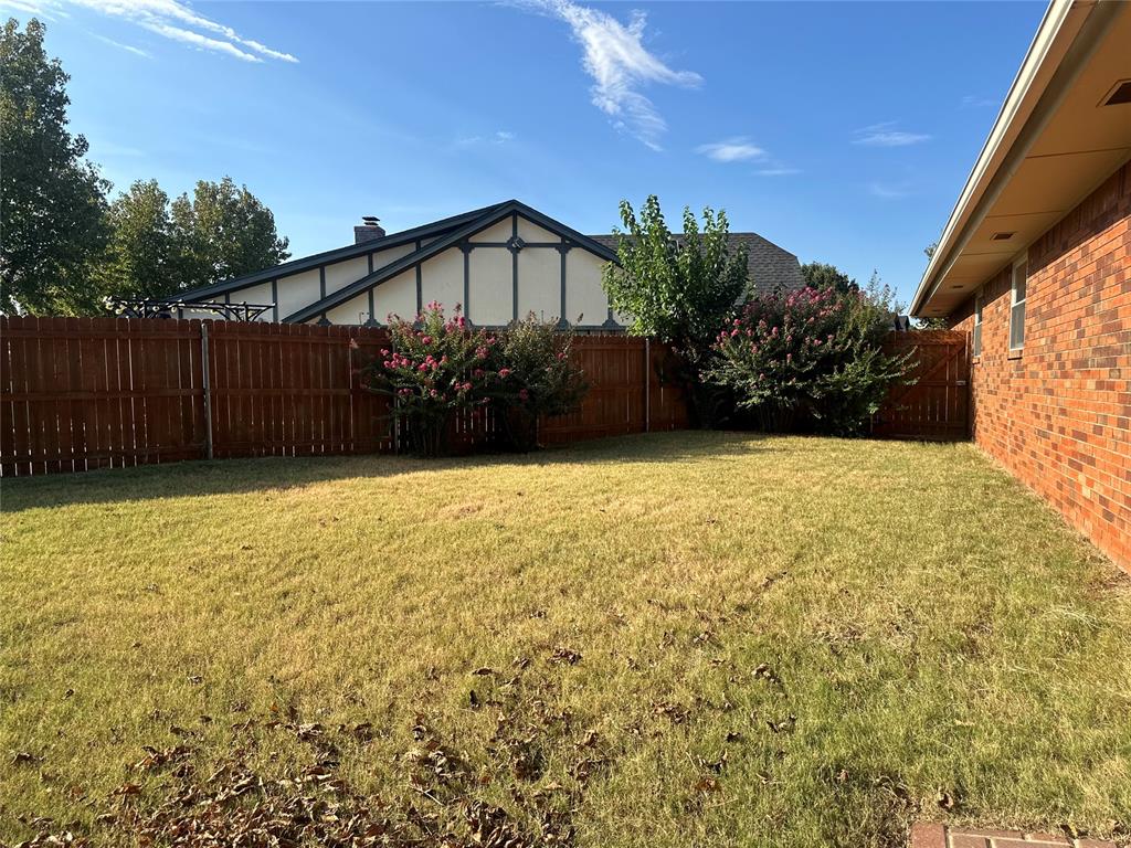 7328 Nw 120th Street Property Photo 23
