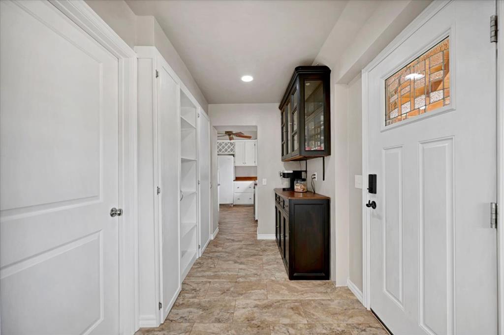 5550 Ne 50th Street Property Photo 40