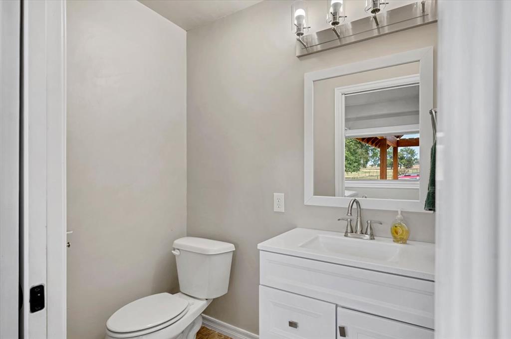 5550 Ne 50th Street Property Photo 41
