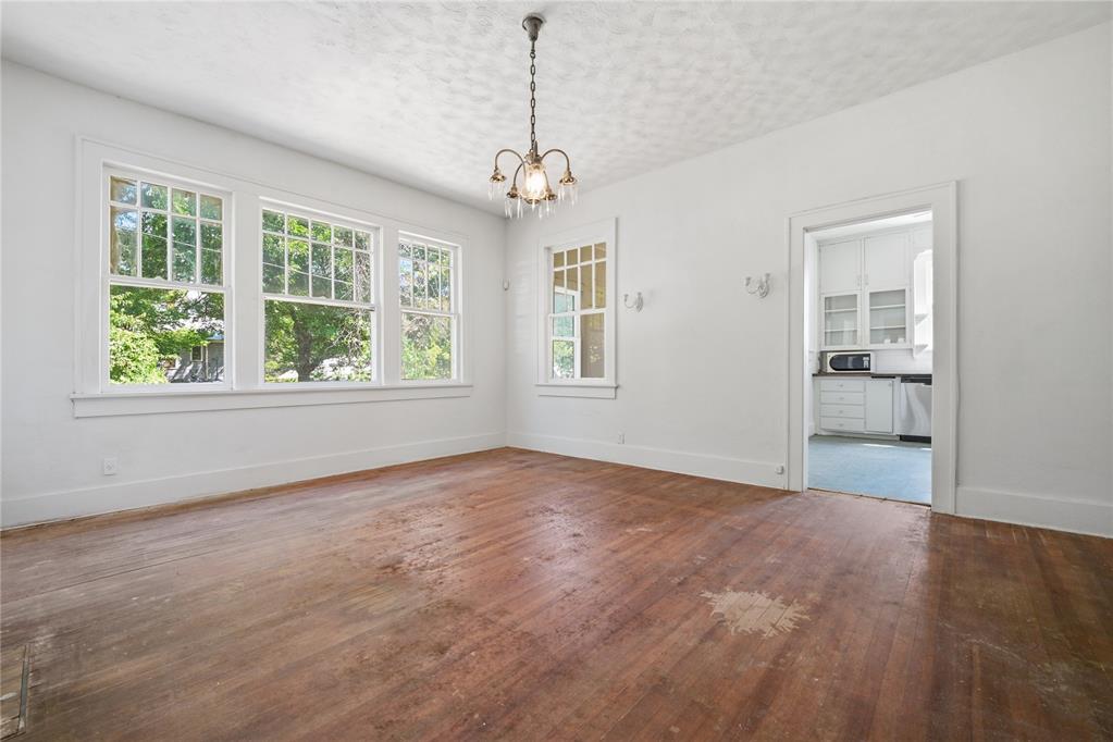 315 W Vilas Avenue Property Photo 9