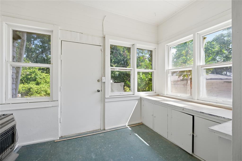 315 W Vilas Avenue Property Photo 21