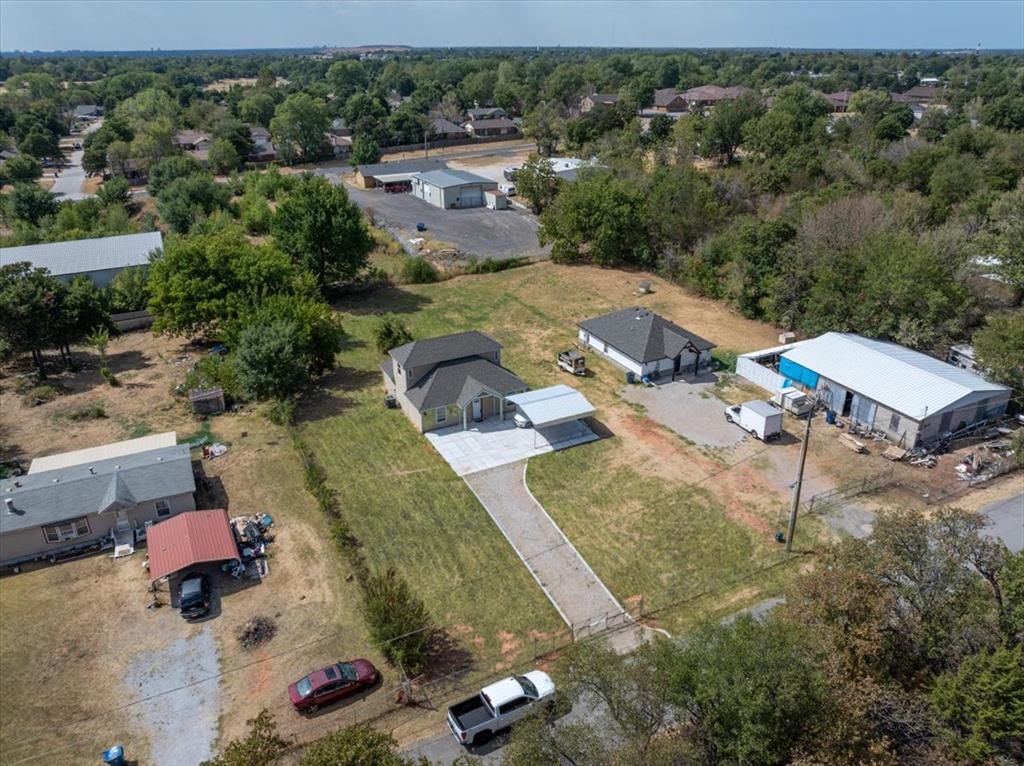 1825 N Myers Terrace Property Photo 16
