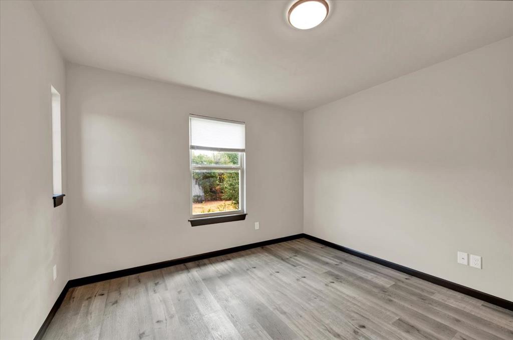 1825 N Myers Terrace Property Photo 18