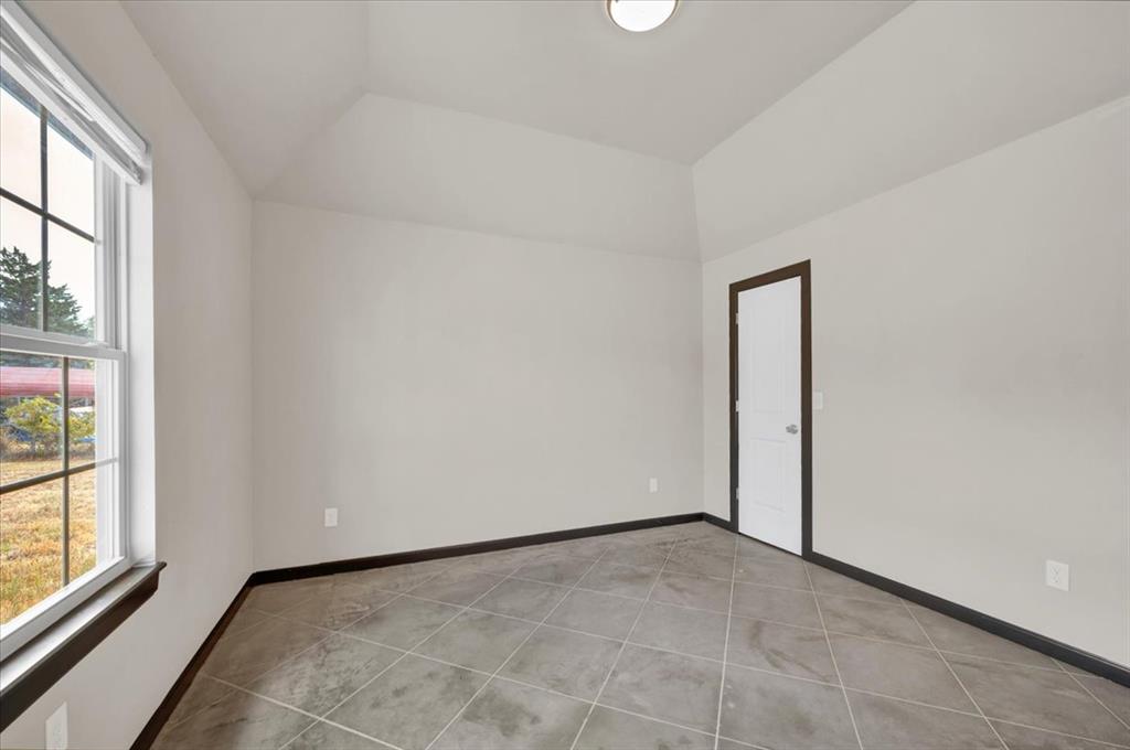 1825 N Myers Terrace Property Photo 24