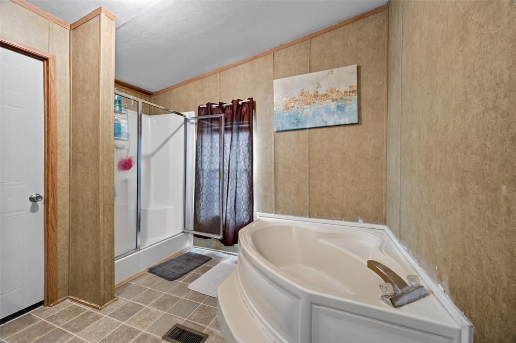 12689 N 1850 Road Property Photo 18