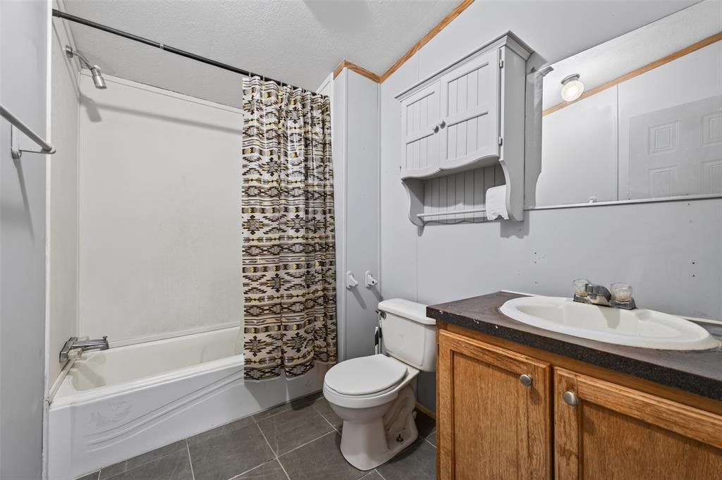 12689 N 1850 Road Property Photo 24