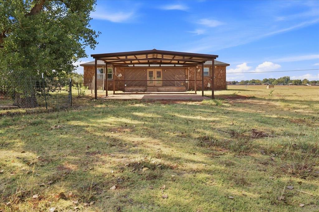 2201 E State Highway 66 Property Photo 21