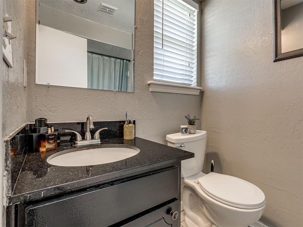 6742 N Meridian Avenue Property Photo 24