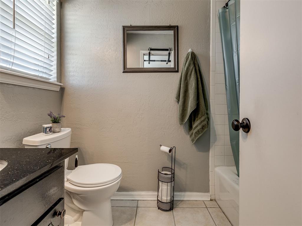 6742 N Meridian Avenue Property Photo 25