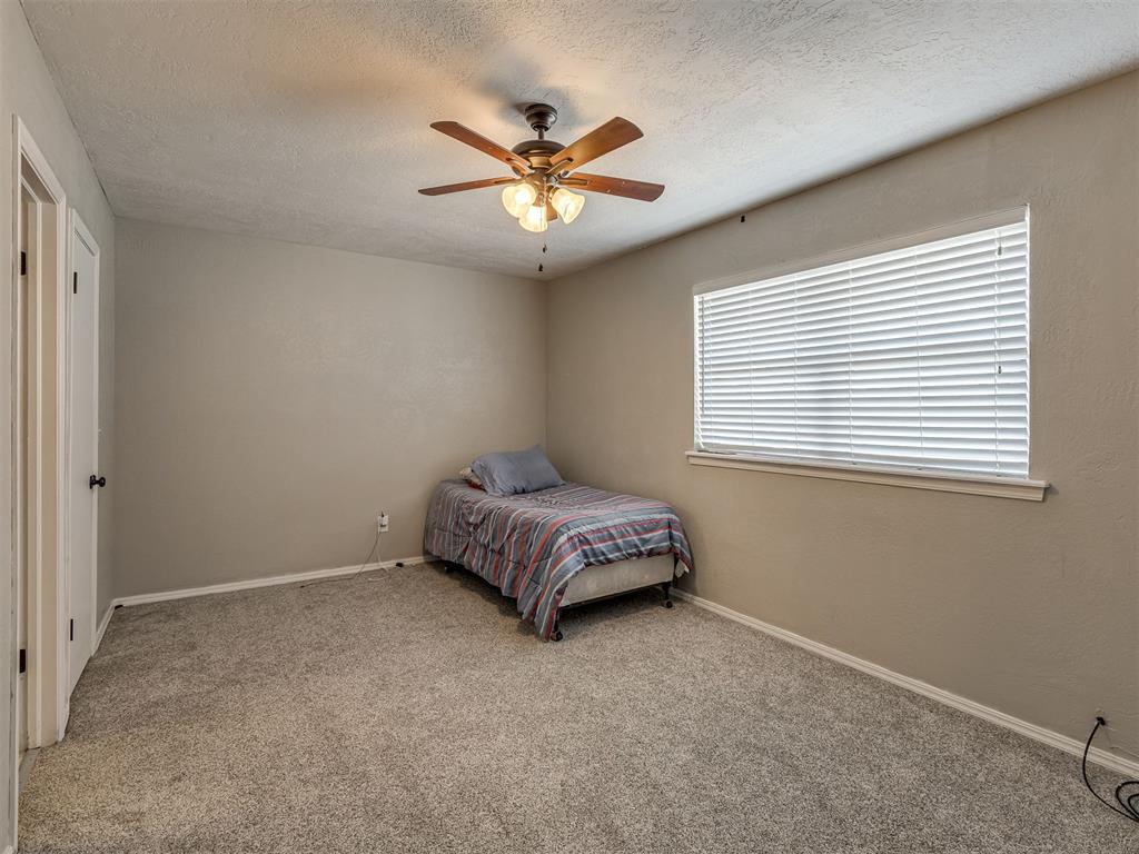 6742 N Meridian Avenue Property Photo 29