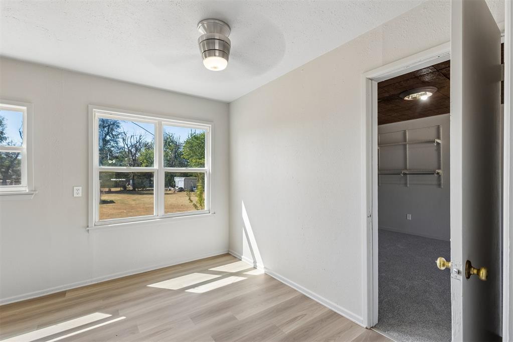 9704 E Reno Avenue Property Photo 12