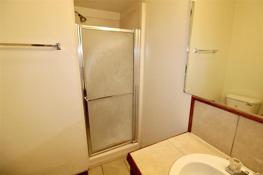902 Acacia Circle 902 Property Photo 9