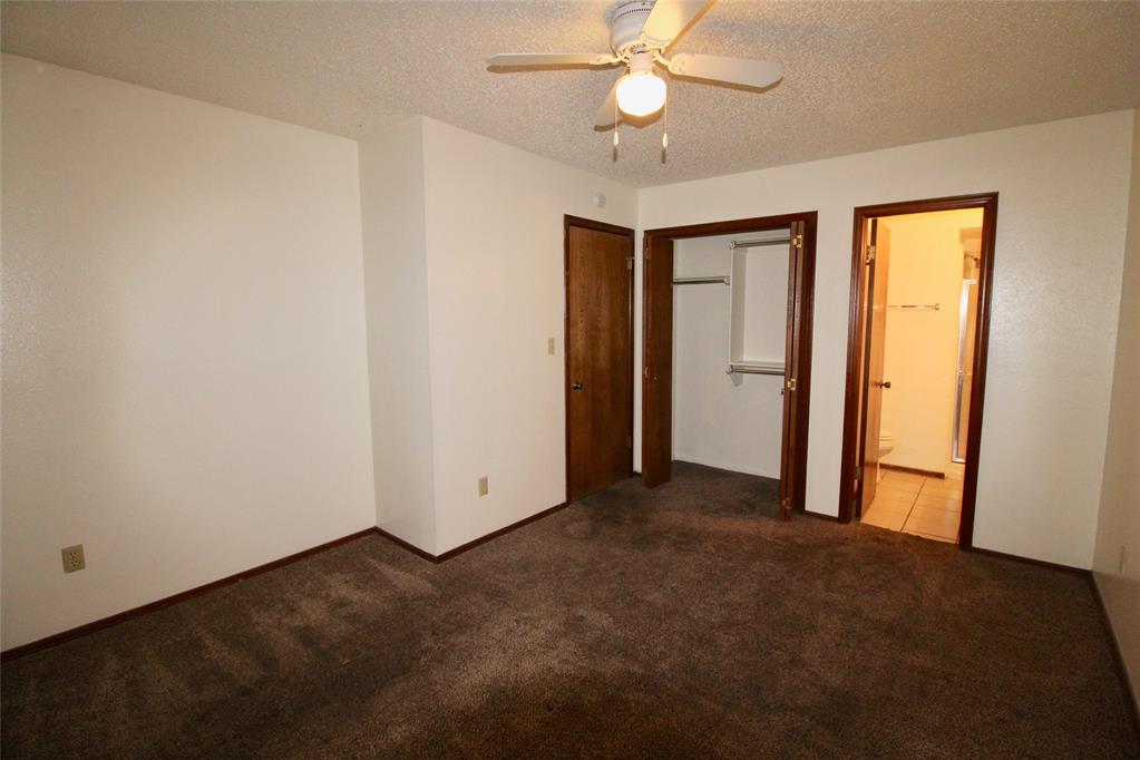 902 Acacia Circle 902 Property Photo 10