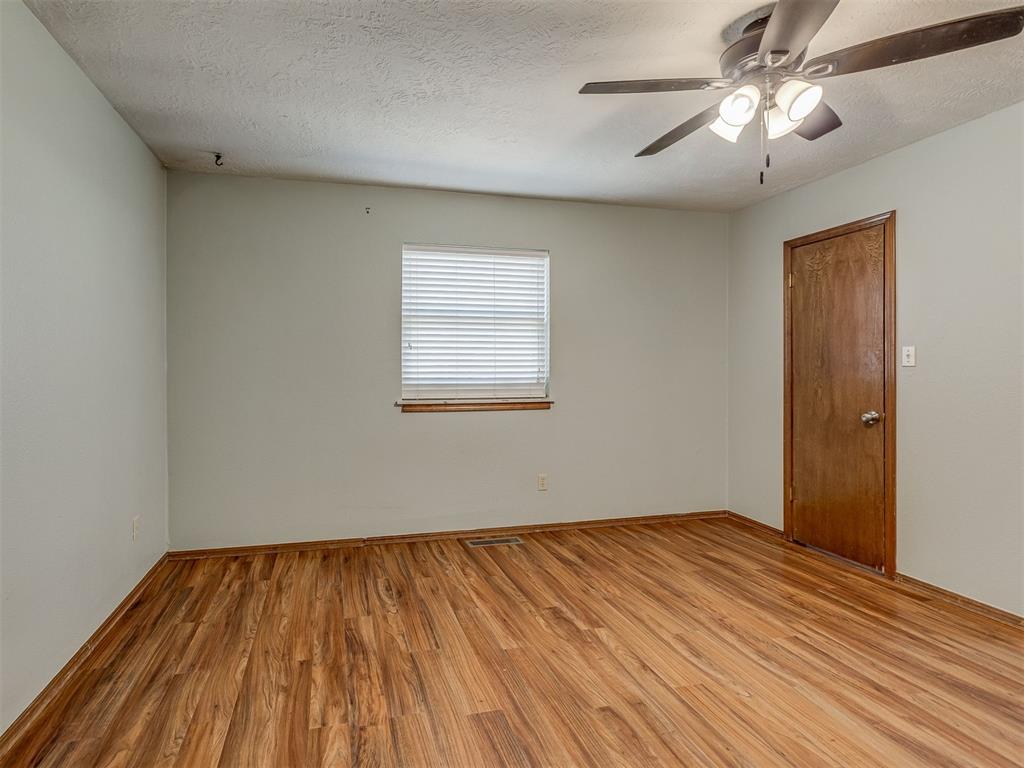 2004 Oak Forest Drive Property Photo 22