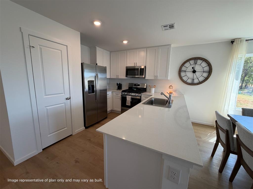 10932 Sw 25th Street Property Photo 3