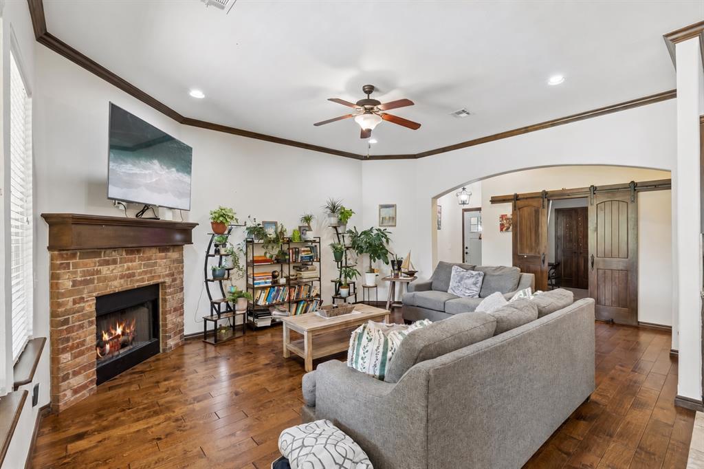 18717 Havenbrook Road Property Photo 3