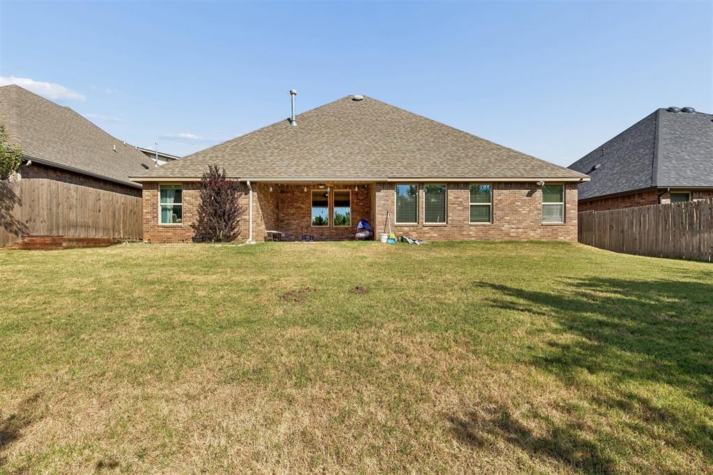 18717 Havenbrook Road Property Photo 12
